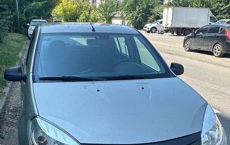 Renault Sandero I, 2014 год, 570 000 рублей, 2 фотография