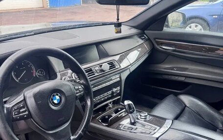 BMW 7 серия, 2010 год, 1 600 000 рублей, 13 фотография