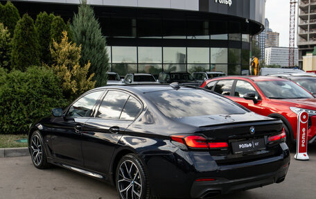 BMW 5 серия, 2021 год, 6 228 000 рублей, 6 фотография