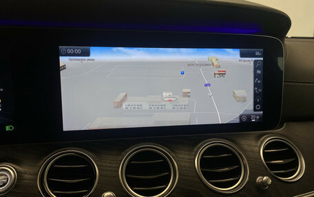 Mercedes-Benz E-Класс, 2018 год, 3 449 000 рублей, 18 фотография