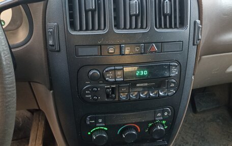 Dodge Caravan IV, 2002 год, 300 000 рублей, 5 фотография