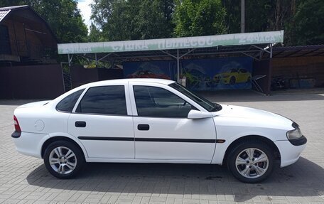 Opel Vectra B рестайлинг, 1996 год, 235 000 рублей, 2 фотография