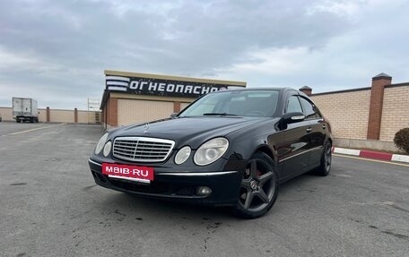 Mercedes-Benz E-Класс, 2005 год, 1 000 000 рублей, 6 фотография