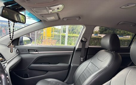 Hyundai Elantra VI рестайлинг, 2019 год, 1 750 000 рублей, 8 фотография