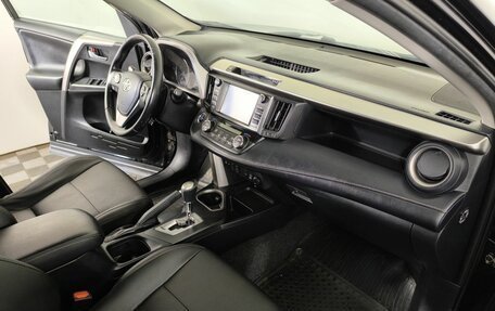Toyota RAV4, 2019 год, 2 200 000 рублей, 10 фотография