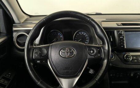 Toyota RAV4, 2019 год, 2 200 000 рублей, 14 фотография