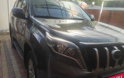 Toyota Land Cruiser Prado 150 рестайлинг 2, 2015 год, 3 400 000 рублей, 1 фотография