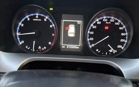 Toyota RAV4, 2015 год, 2 450 000 рублей, 12 фотография