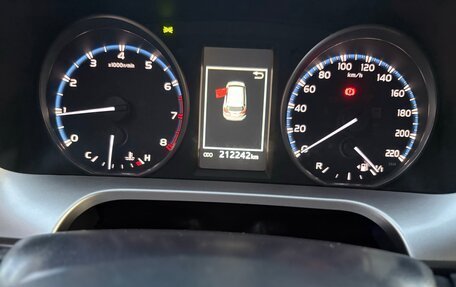 Toyota RAV4, 2015 год, 2 450 000 рублей, 18 фотография