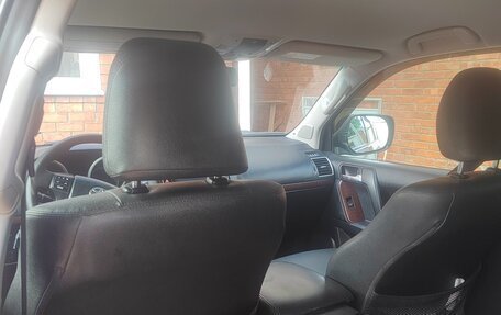 Toyota Land Cruiser Prado 150 рестайлинг 2, 2015 год, 3 400 000 рублей, 8 фотография