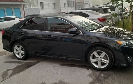 Toyota Camry, 2013 год, 1 000 000 рублей, 2 фотография