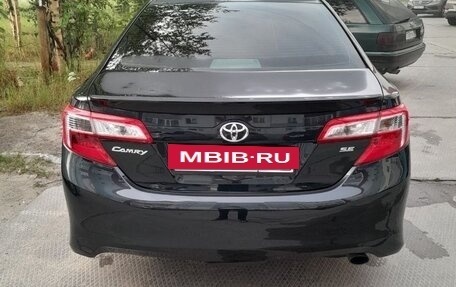 Toyota Camry, 2013 год, 1 000 000 рублей, 4 фотография