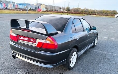 Mitsubishi Lancer VII, 1995 год, 600 000 рублей, 6 фотография