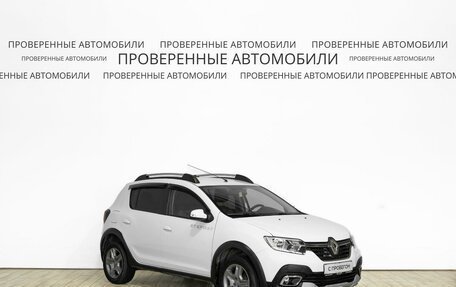 Renault Sandero II рестайлинг, 2020 год, 1 399 000 рублей, 2 фотография