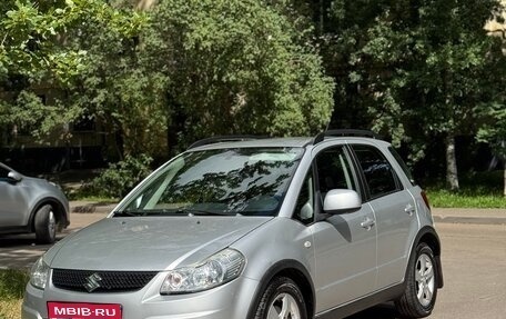 Suzuki SX4 II рестайлинг, 2010 год, 1 400 000 рублей, 1 фотография