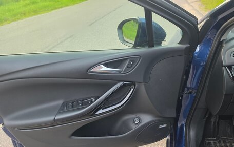 Opel Astra K, 2020 год, 1 390 000 рублей, 14 фотография