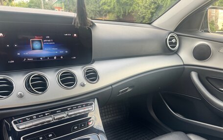Mercedes-Benz E-Класс, 2021 год, 4 050 000 рублей, 12 фотография