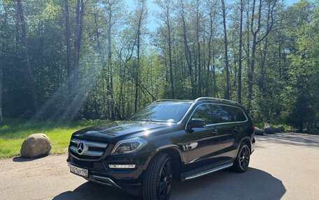 Mercedes-Benz GL-Класс, 2014 год, 2 680 000 рублей, 2 фотография