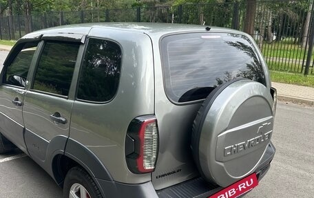 Chevrolet Niva I рестайлинг, 2011 год, 750 000 рублей, 9 фотография