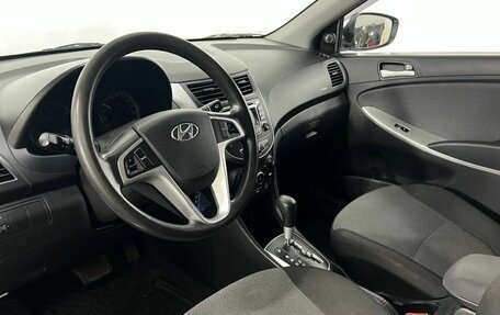Hyundai Solaris II рестайлинг, 2014 год, 890 000 рублей, 10 фотография