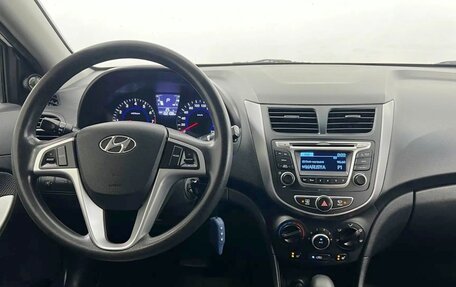 Hyundai Solaris II рестайлинг, 2014 год, 890 000 рублей, 16 фотография