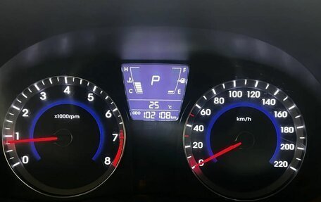 Hyundai Solaris II рестайлинг, 2014 год, 890 000 рублей, 18 фотография
