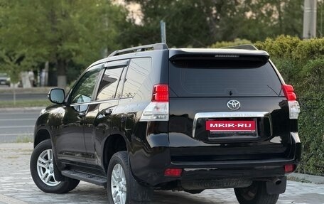 Toyota Land Cruiser Prado 150 рестайлинг 2, 2013 год, 2 825 000 рублей, 3 фотография