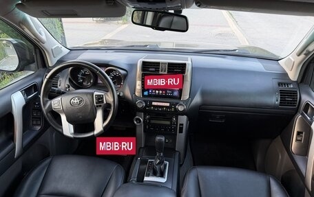Toyota Land Cruiser Prado 150 рестайлинг 2, 2013 год, 2 825 000 рублей, 16 фотография