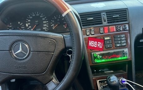 Mercedes-Benz C-Класс, 1995 год, 370 000 рублей, 8 фотография