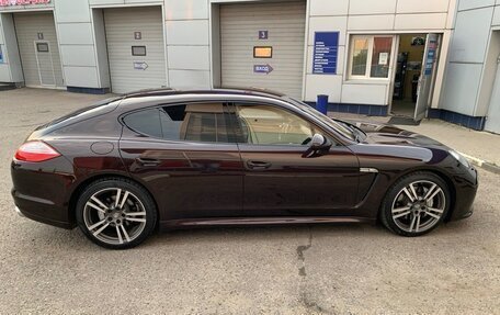 Porsche Panamera II рестайлинг, 2012 год, 3 500 000 рублей, 2 фотография