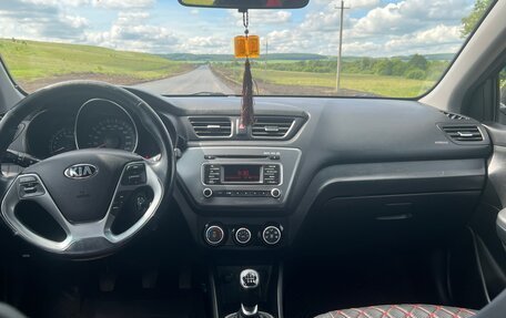 KIA Rio III рестайлинг, 2015 год, 1 200 000 рублей, 2 фотография
