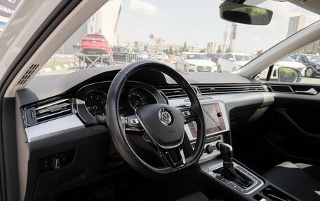 Volkswagen Passat B8 рестайлинг, 2019 год, 1 987 700 рублей, 5 фотография