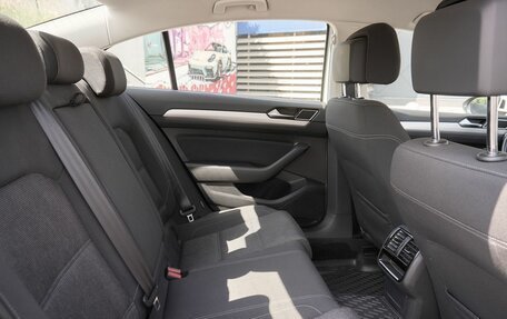 Volkswagen Passat B8 рестайлинг, 2019 год, 1 987 700 рублей, 8 фотография