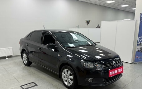 Volkswagen Polo VI (EU Market), 2013 год, 970 000 рублей, 3 фотография