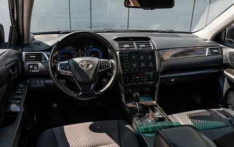 Toyota Camry, 2015 год, 1 590 000 рублей, 6 фотография