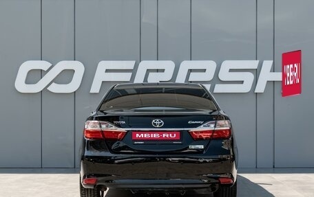 Toyota Camry, 2015 год, 1 590 000 рублей, 4 фотография