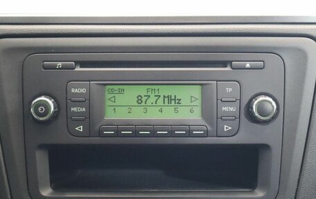 Skoda Rapid I, 2015 год, 796 000 рублей, 10 фотография