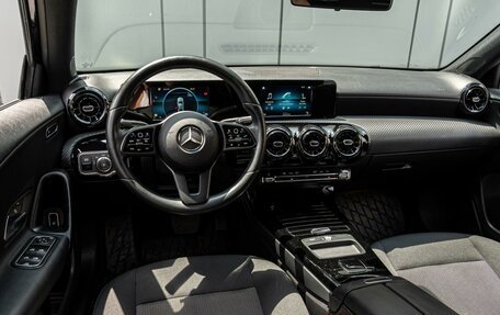 Mercedes-Benz A-Класс, 2019 год, 2 190 000 рублей, 6 фотография