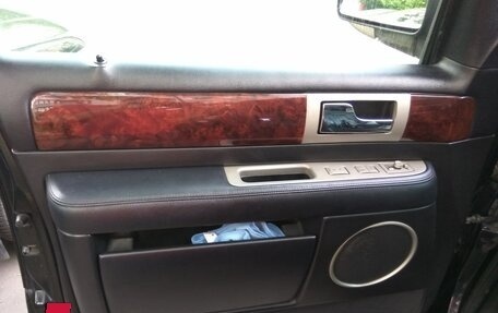 Lincoln Navigator, 2003 год, 650 000 рублей, 6 фотография
