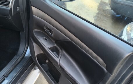 Mitsubishi Outlander III рестайлинг 3, 2014 год, 1 357 000 рублей, 12 фотография
