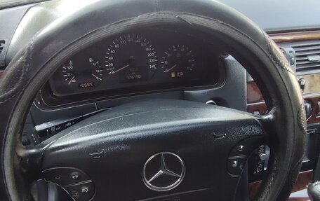 Mercedes-Benz E-Класс, 2000 год, 800 000 рублей, 8 фотография