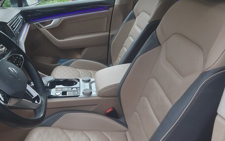 Volkswagen Touareg III, 2021 год, 6 300 000 рублей, 9 фотография