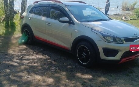KIA Rio IV, 2018 год, 1 300 000 рублей, 8 фотография