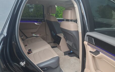 Volkswagen Touareg III, 2021 год, 6 300 000 рублей, 22 фотография