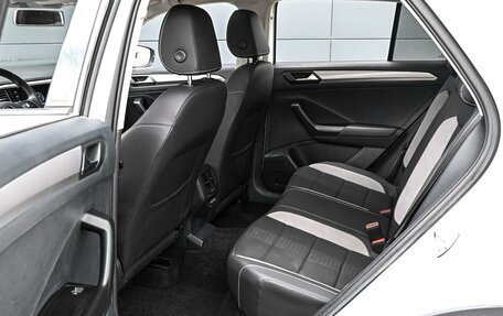 Volkswagen T-Roc I, 2021 год, 2 279 000 рублей, 11 фотография