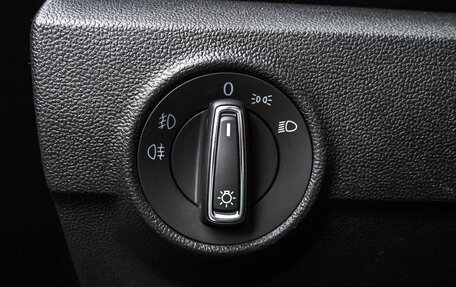 Volkswagen T-Roc I, 2021 год, 2 279 000 рублей, 18 фотография
