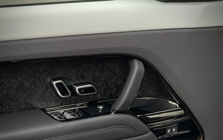 Land Rover Range Rover Sport, 2025 год, 26 000 000 рублей, 15 фотография