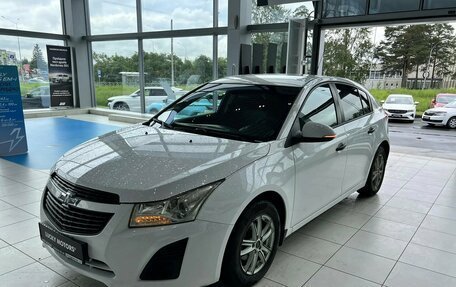 Chevrolet Cruze II, 2013 год, 695 000 рублей, 3 фотография