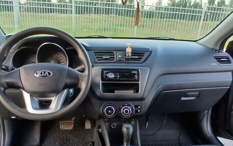 KIA Rio III рестайлинг, 2013 год, 870 000 рублей, 9 фотография