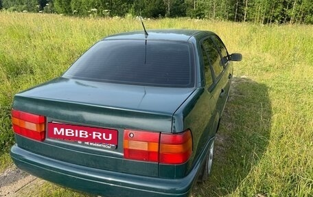 Volkswagen Passat B4, 1995 год, 330 000 рублей, 3 фотография